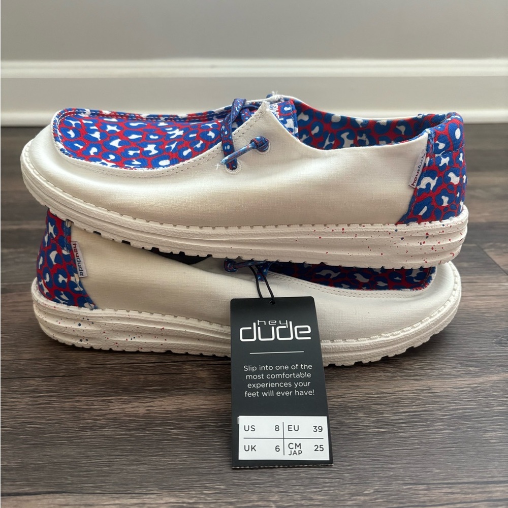 Hey Dude women’s leopard Americana print shoes